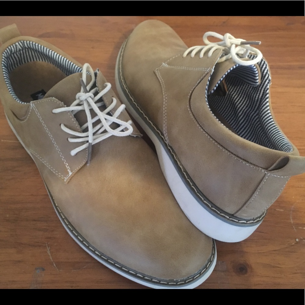 Shoes size 10